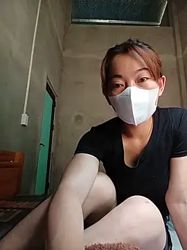 Snapshot of -Trinina- chatting on June 2026 05:20:02 AM -Trinina- online show from June 2026 05:20:02 AM