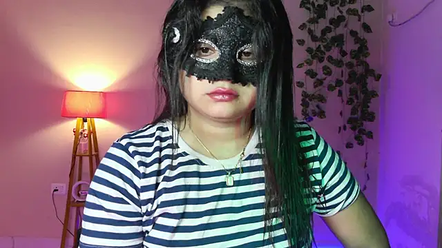 Red Heart  online show from July 2026 06:00:02 PM