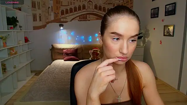 AlisaFoxis online show from July 2026 05:41:02 PM