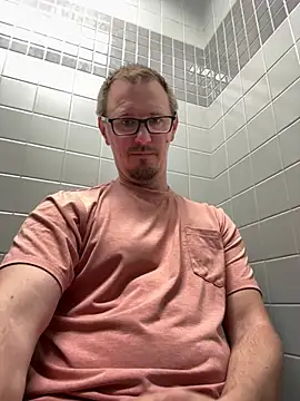 Hardpaul85 online show from July 2026 12:52:02 PM