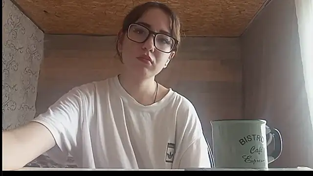 OliviaMoment online show from July 2026 08:22:01 AM
