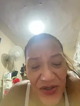 Snapshot of rosanna78322 chatting on July 2026 10:14:01 PM rosanna78322 online show from July 2026 10:14:01 PM