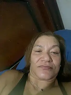 Snapshot of rosanna78322 chatting on July 2026 11:33:02 PM rosanna78322 online show from July 2026 11:33:02 PM