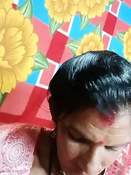 Snapshot of Cut_umang74 chatting on July 2026 04:31:01 PM Cut umang74 online show from July 2026 04:31:01 PM