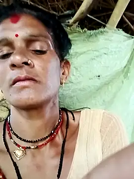 Snapshot of Cut_umang74 chatting on July 2026 06:06:02 AM Cut umang74 online show from July 2026 06:06:02 AM