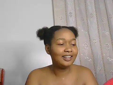 Snapshot of brownsugar_booty chatting on June 2026 12:03:02 AM brownsugar booty online show from June 2026 12:03:02 AM