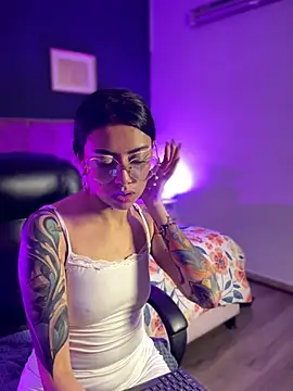Violeta muns online show from July 2026 05:40:02 PM