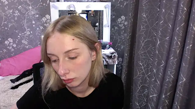JennaLomeri online show from June 2026 09:36:02 AM
