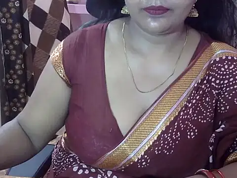 Snapshot of PRIYANKA_023 chatting on June 2026 05:01:02 AM PRIYANKA 023 online show from June 2026 05:01:02 AM