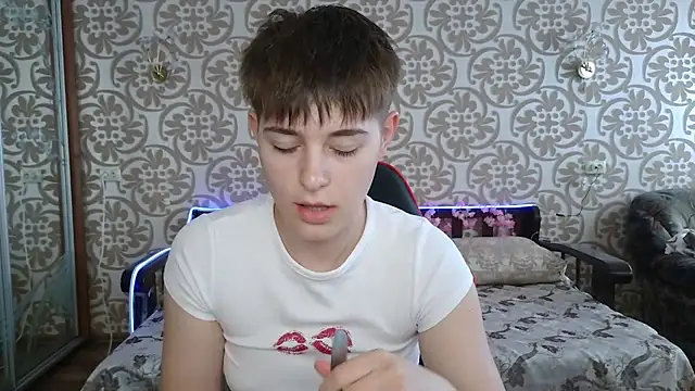 Snapshot of EmyHills chatting on July 2026 03:03:01 PM EmyHills online show from July 2026 03:03:01 PM