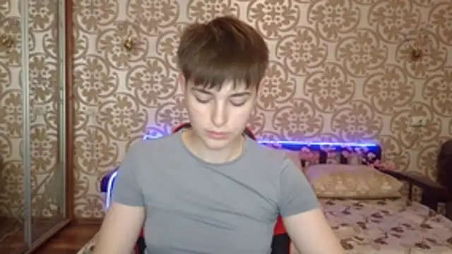 Snapshot of EmyHills chatting on July 2026 07:43:01 PM EmyHills online show from July 2026 07:43:01 PM