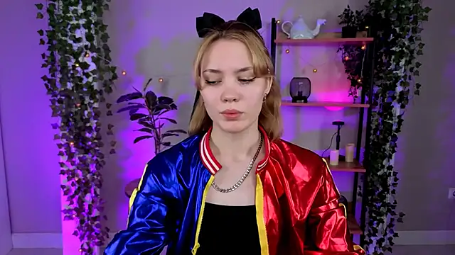 Milena Stasym online show from June 2026 06:14:01 AM