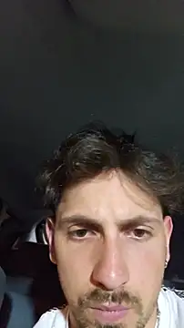 Snapshot of Miciocazzone chatting on May 2026 02:09:02 AM Miciocazzone online show from May 2026 02:09:02 AM