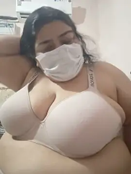 Snapshot of simranjeet_kaur69 chatting on June 2026 10:52:02 AM simranjeet kaur69 online show from June 2026 10:52:02 AM