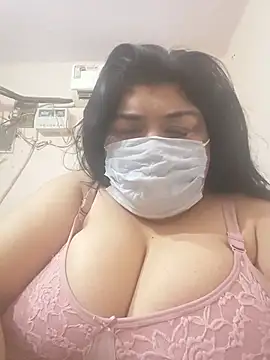 Snapshot of simranjeet_kaur69 chatting on June 2026 06:45:01 PM simranjeet kaur69 online show from June 2026 06:45:01 PM