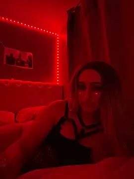 PrettyBarbiexx online show from May 2026 10:00:02 PM