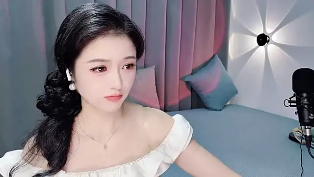 Momo-Wow online show from July 2026 06:29:01 AM