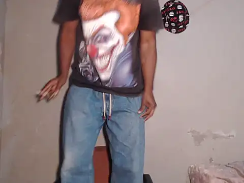Snapshot of Frank_X_Husle chatting on June 2026 05:45:01 PM Frank X Husle online show from June 2026 05:45:01 PM