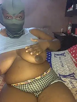 Snapshot of BBW_LESBIAN_FREAK chatting on July 2026 05:28:02 PM BBW LESBIAN FREAK online show from July 2026 05:28:02 PM
