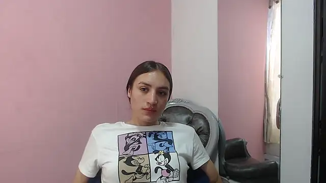 Snapshot of mila_sexy69 chatting on June 2026 09:27:01 PM mila sexy69 online show from June 2026 09:27:01 PM