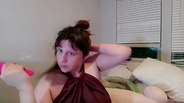 maddiliz online show from February 2026 04:57:02 AM