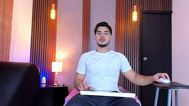 luciano vitale online show from July 2026 12:52:01 PM