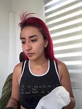Juliethademon online show from June 2026 12:36:02 PM