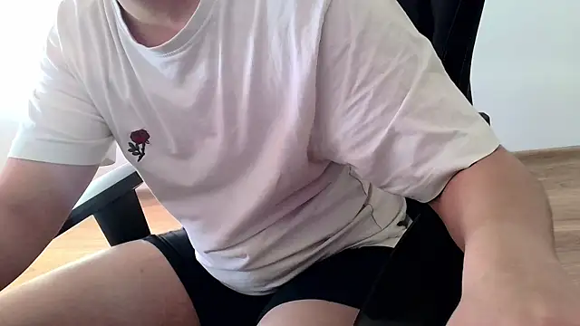 Snapshot of Travis_Patrick chatting on June 2026 05:03:02 PM Travis Patrick online show from June 2026 05:03:02 PM