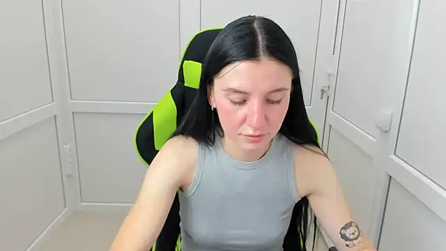 PatteMeoww online show from July 2026 12:19:01 PM