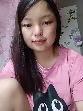 Snapshot of Linna-bae chatting on June 2026 12:57:01 AM Linna-bae online show from June 2026 12:57:01 AM