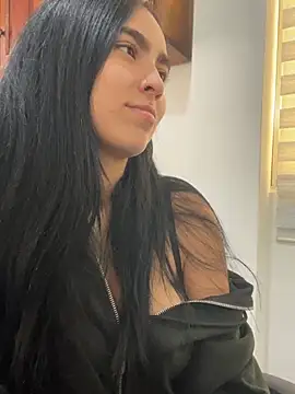 Sara fernandez- online show from July 2026 02:10:02 PM