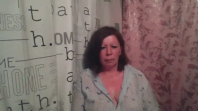 Schastlivaya43 online show from June 2026 06:27:01 PM