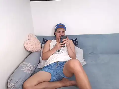 yourmikexxx online show from July 2026 12:09:01 PM