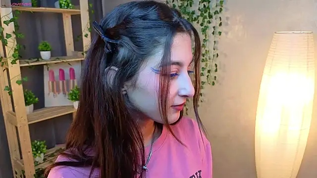 JasminKitany online show from June 2026 04:51:01 PM
