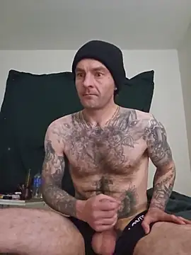 bigtattedcock online show from June 2026 06:52:02 AM