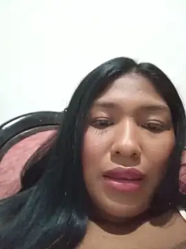 Snapshot of MoonMua chatting on June 2026 02:09:02 AM MoonMua online show from June 2026 02:09:02 AM