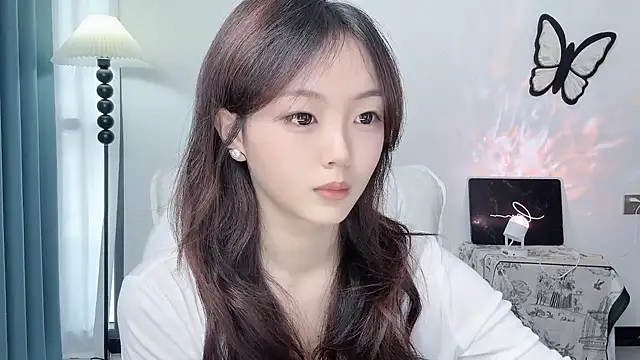 Snapshot of wenwen8888 chatting on July 2026 03:32:01 AM wenwen8888 online show from July 2026 03:32:01 AM
