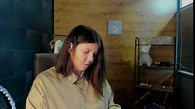 Snapshot of DebraaGraham chatting on June 2026 09:19:02 AM DebraaGraham online show from June 2026 09:19:02 AM