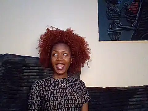Snapshot of Lill_Miss chatting on June 2026 06:40:01 PM Lill Miss online show from June 2026 06:40:01 PM