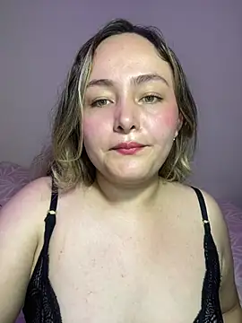 Snapshot of Rositafresitaa chatting on June 2026 11:47:02 PM Rositafresitaa online show from June 2026 11:47:02 PM