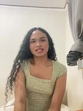 Snapshot of AnaAngel_ chatting on June 2026 01:37:01 AM AnaAngel online show from June 2026 01:37:01 AM