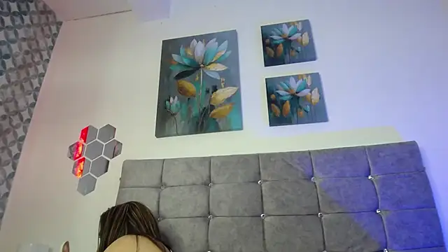 lilith luxx online show from July 2026 10:21:02 AM