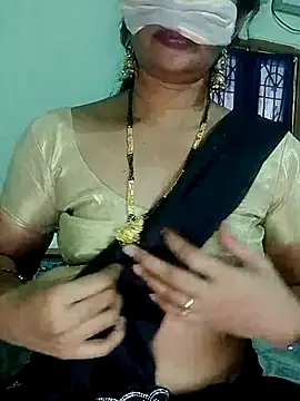 Snapshot of Nihari_bb143 chatting on July 2026 06:37:02 AM Nihari bb143 online show from July 2026 06:37:02 AM