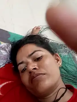 Snapshot of Hotnewbhabi_riya chatting on June 2026 11:09:02 PM Hotnewbhabi riya online show from June 2026 11:09:02 PM