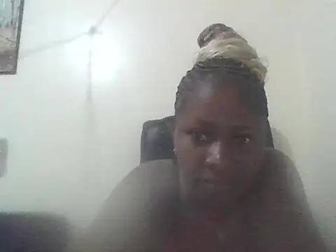queen bruce02 online show from June 2026 06:12:02 AM
