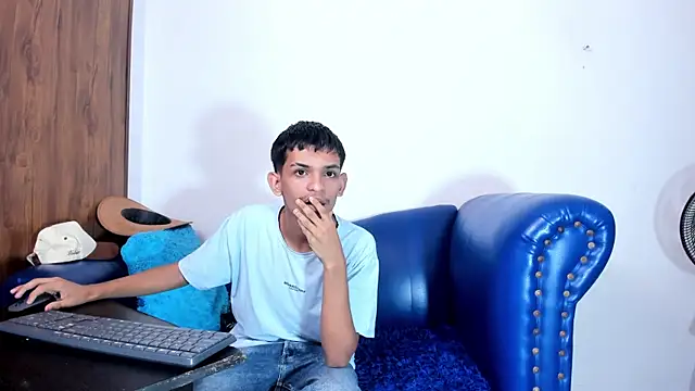 littlecum18 online show from July 2026 03:48:02 AM
