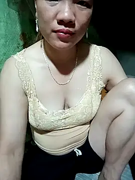 Snapshot of Eirlys-baby chatting on July 2026 12:06:01 AM Eirlys-baby online show from July 2026 12:06:01 AM