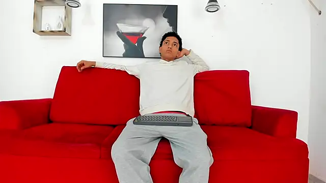 Snapshot of Bhruno_Diaz chatting on June 2026 04:46:02 AM Bhruno Diaz online show from June 2026 04:46:02 AM