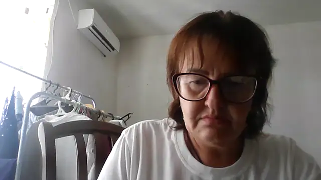Snapshot of ErikaXShine chatting on August 2026 12:10:02 PM ErikaXShine online show from August 2026 12:10:02 PM