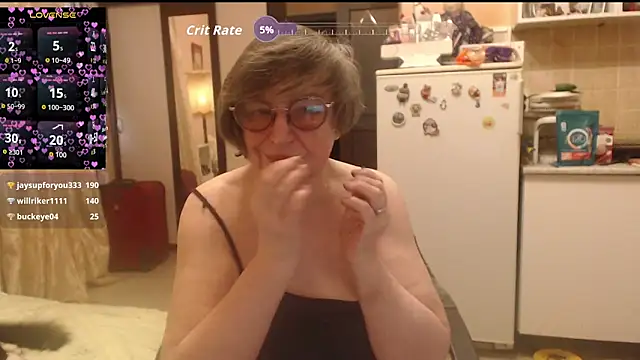 Snapshot of Sharon_Amore chatting on May 2026 05:40:02 PM Sharon Amore online show from May 2026 05:40:02 PM